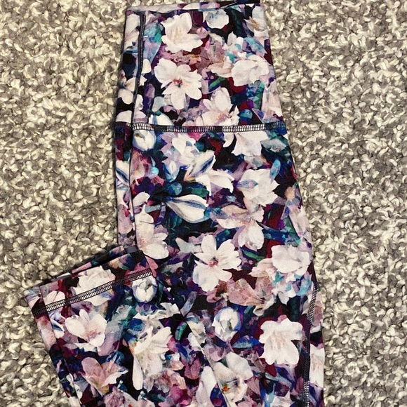 Lululemon Align Pant II 25" Utopia Multi. Size 2 - Picture 5 of 5